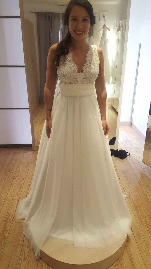 Combien de robes avez-vous essayées ? - 1