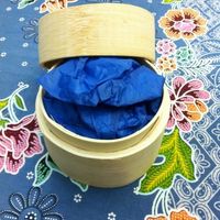 Contenant a dragees ouvert