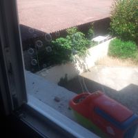 à la sortie de l'église? - 1