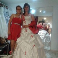 Robe blanche et rouge... - 2