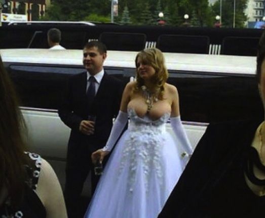 Une mariée au décolleté xxl - 1