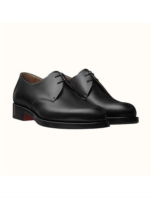 Quelle paire de chaussures préfère t-il ? 4