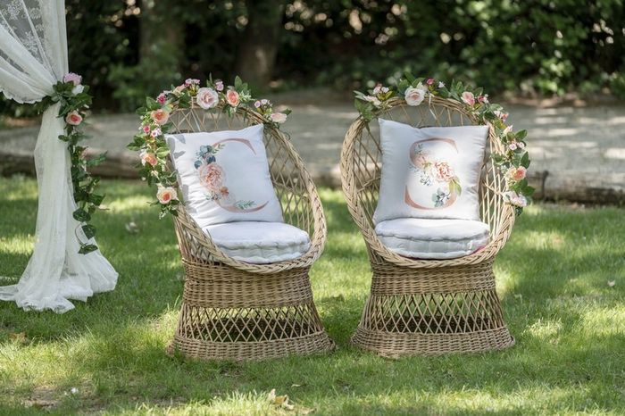 Comment seront vos chaises de cérémonie laïque ? 2