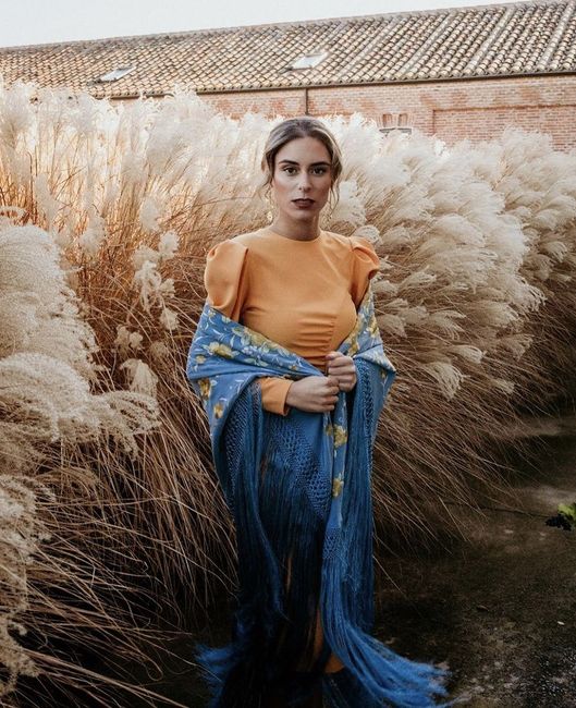 Inspiration look d'invitée : mention spéciale pour le châle accessoire tendance ❤️ 1