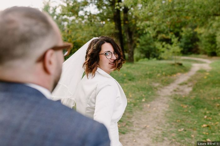 Les différentes coiffures possible avec le voile de mariée 👰 6