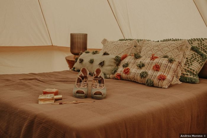 Tu pourrais passer la nuit de noce dans une tente ?! 🌙 3