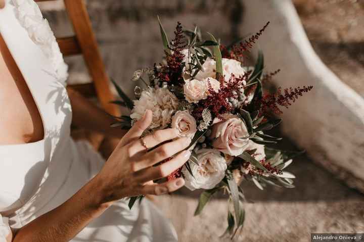 ⚡ Ce bouquet exclusif pour un mariage champêtre : Vrai ou faux ? - 1