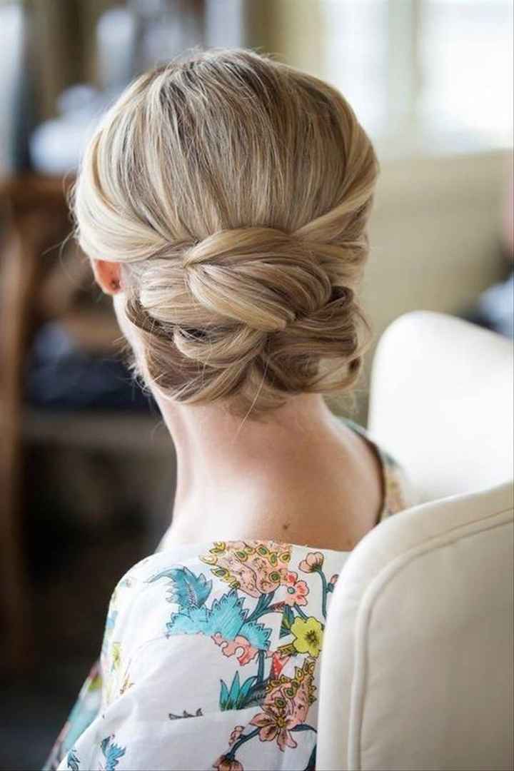 Combien ⭐ pour ce look : Le chignon ! - 1