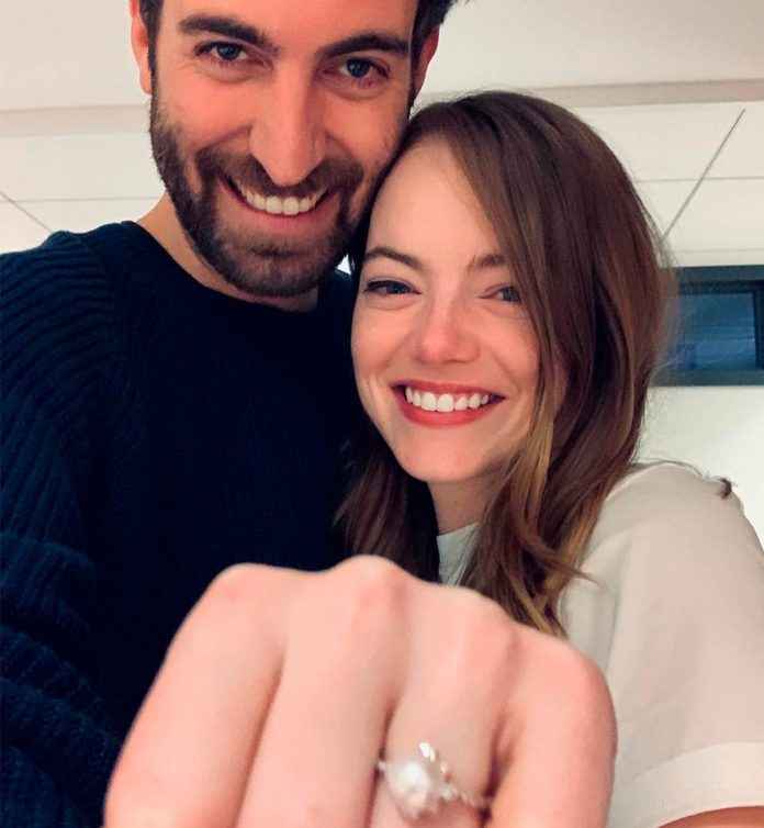Emma Stone et son compagnon se sont dit oui en secret 💍 - 1