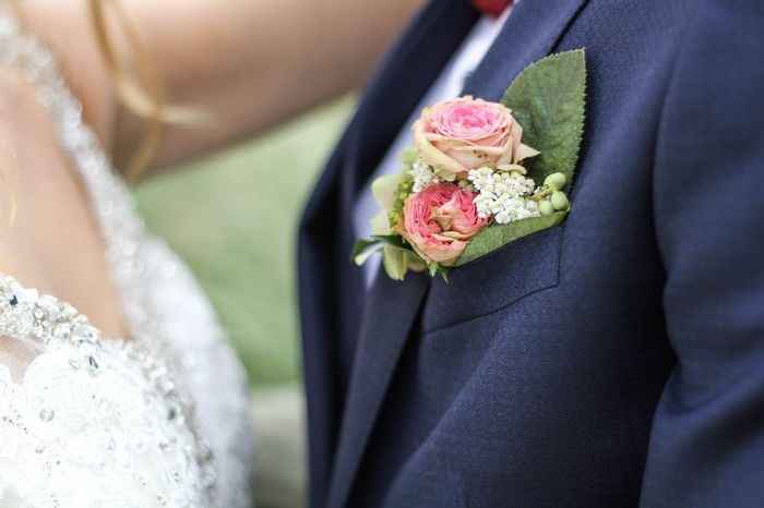 Cette boutonnière ! - 2