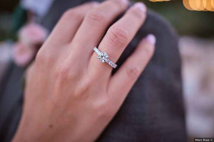 Ta bague de fiançailles était à ta taille ? 💍 - 1