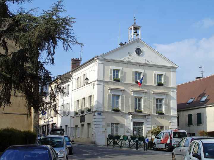 Mairie de Luzarches