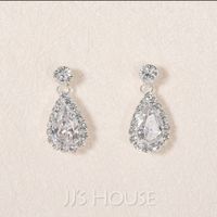 Montrez moi vos boucles d'oreilles - 1