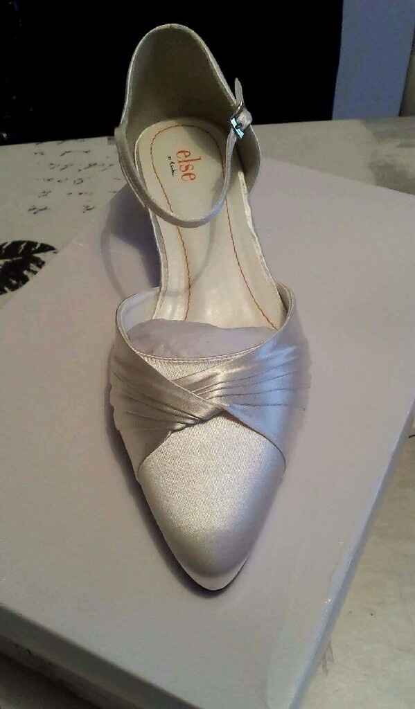 Comment sont vos chaussures - 1