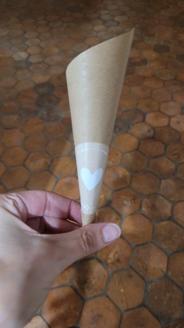 Confettis et presentation 2