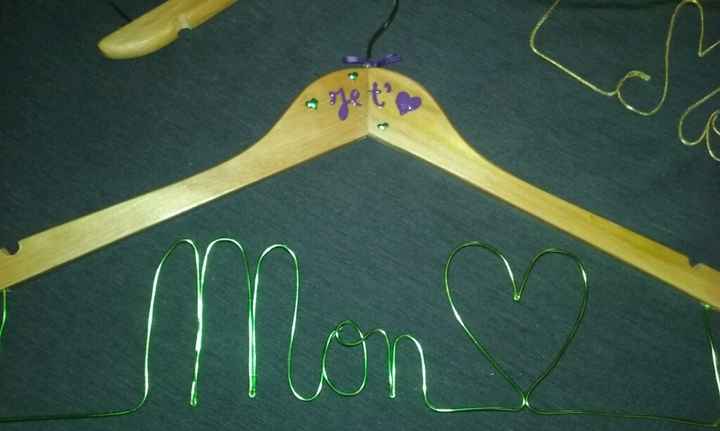 Cintres personnalisés officiellement finis! - 3