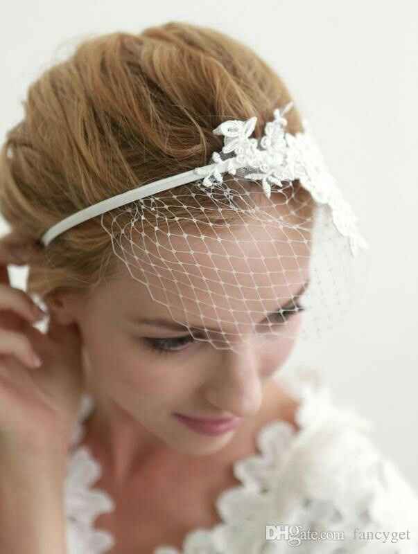 Coiffure : peigne + voile. - 9