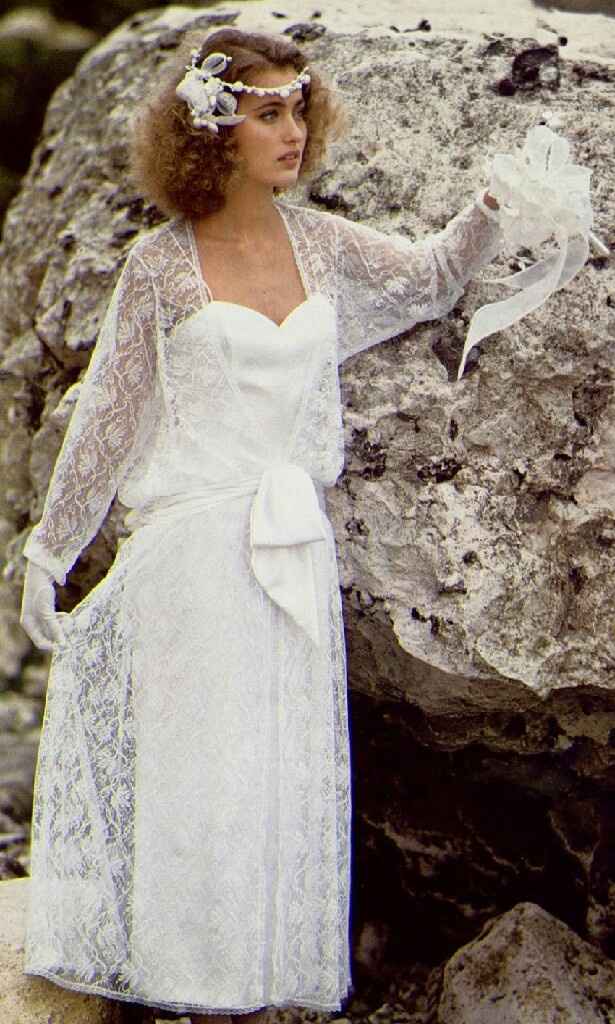 Petit délire : quel était le type de robe de mariée, l'année de ma naissance ? ( Oui, je sais, je ne