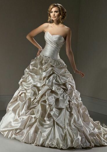 Oscars de mariages.net : la robe de mariée gagnante - 11