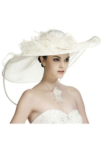 Mariées à chapeau. - 5
