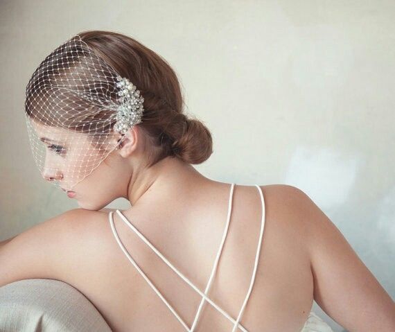 Coiffure : peigne + voile. - 11