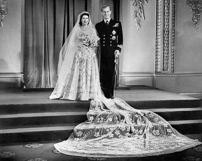 D'où vient l'expression "robe de princesse"? - 3
