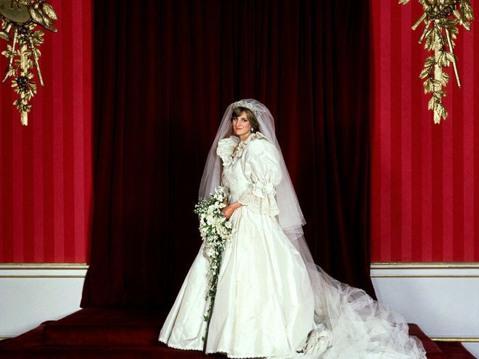 D'où vient l'expression "robe de princesse"? - 4