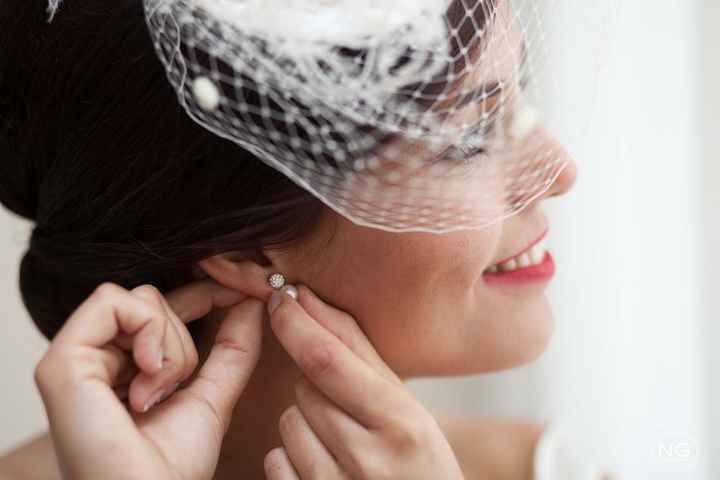 Les boucles d'oreilles : rond ou carré ? - 1