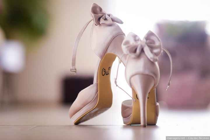 Chaussures noeuds