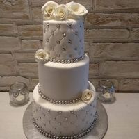Mon wedding cake sera à ____ 🎁 - 1