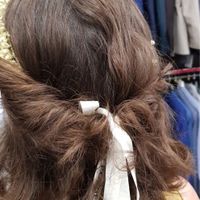 Comment fixer une couronne de fleurs ? - 2