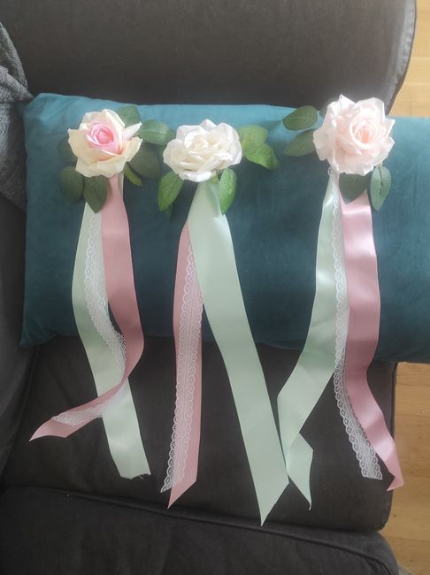 Décoration chaises plastiques 3