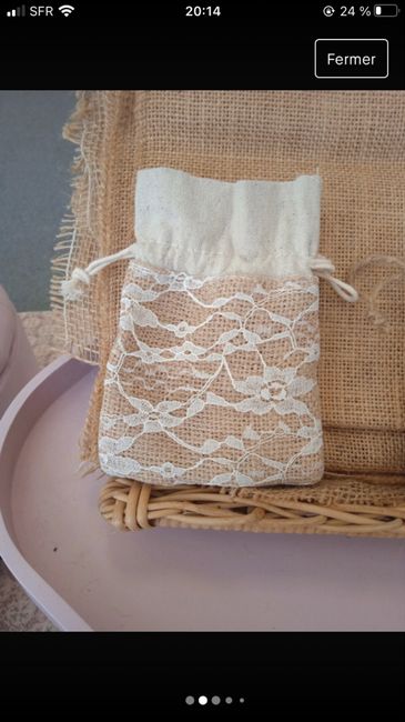 Pochettes pour dragées et étiquettes rondes adhésives - 3