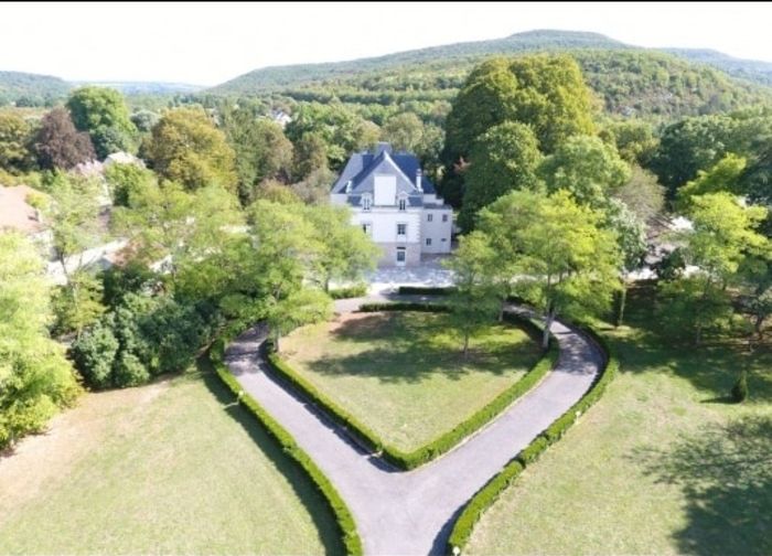 Qui a loué un domaine ? - 1