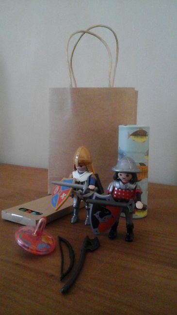 pochette jeu pour les garçons 