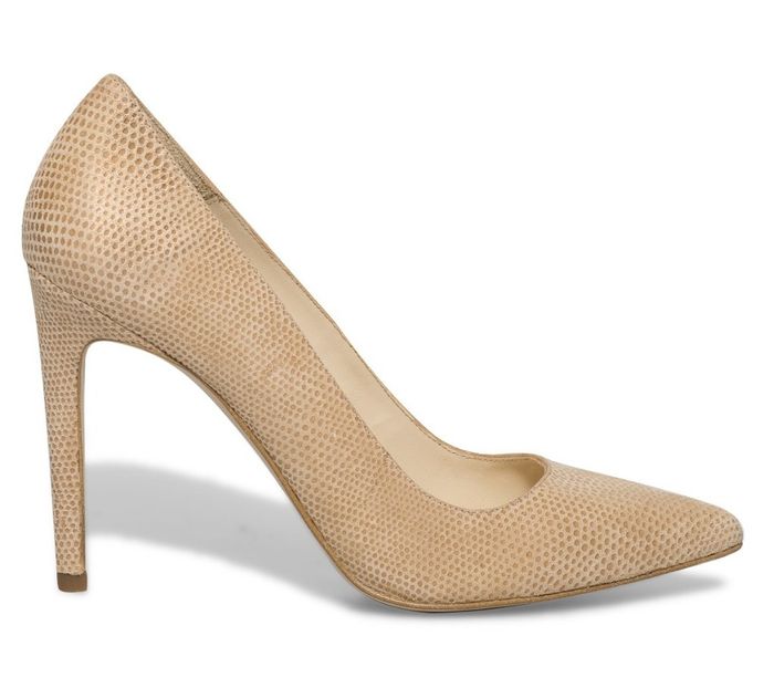 escarpin-croute-de-cuir-beige-brillant-WWWERAM_****_0
