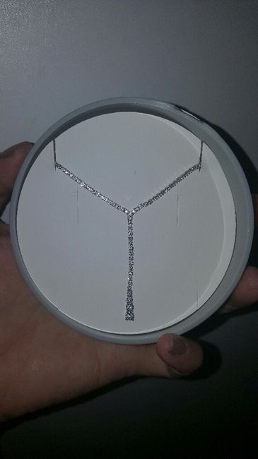 Quel collier pour ma robe?? help!! - 1