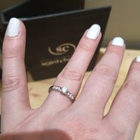 Ta bague de fiançailles sur le Pinterest de Mariages.net ça t'intéresse ? ❤️ - 1