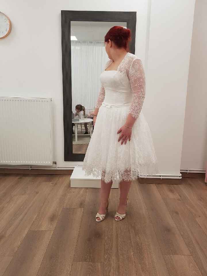 Montrez moi vos robes du lendemain svp - 1