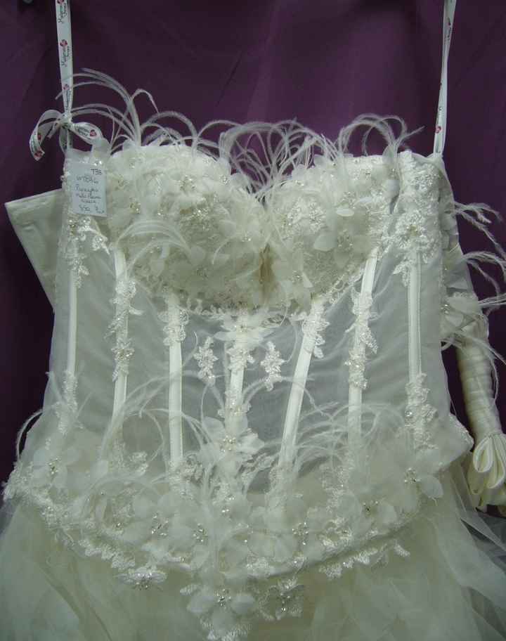 Melle Plume, Pronuptia T38