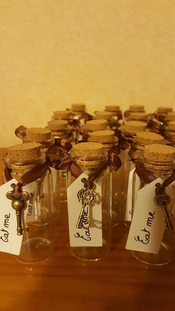 Contenant a drages - 1