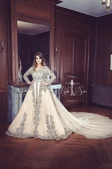 Aide pour la robe traditionnelle 4