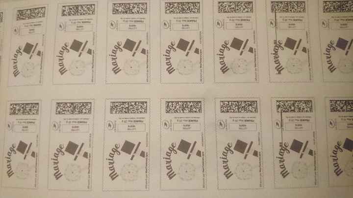 Trop contente de mes timbres! - 1