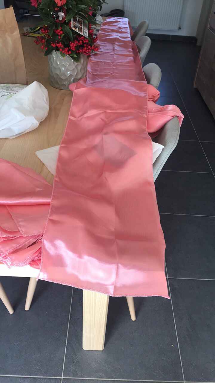 Chemin de tables - 1