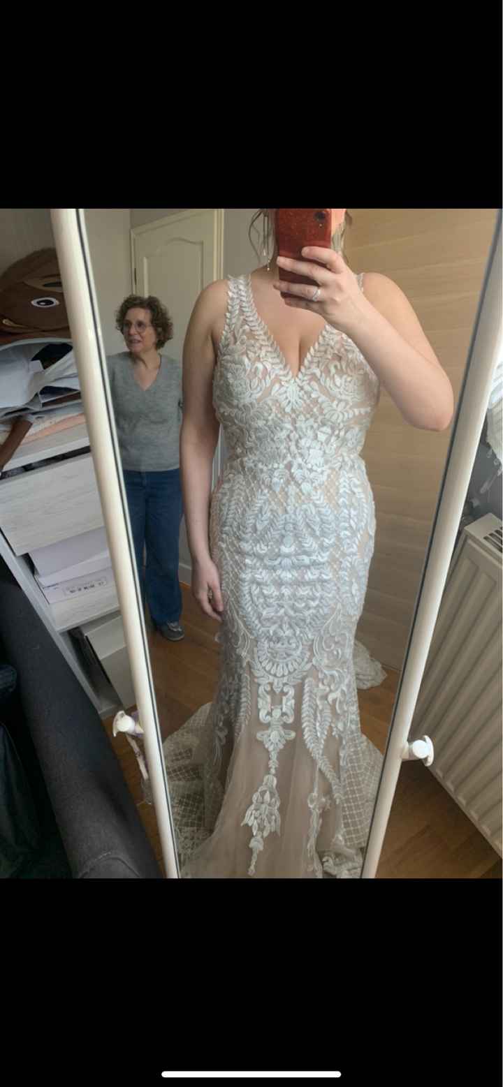 Qui a des diadèmes à vendre ? - 1