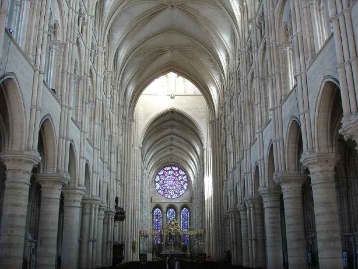  La cathédrale ou on va enfiiiin se dire oui 😍😍 - 4