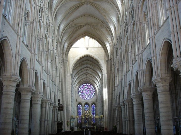 La cathédrale ou on va enfiiiin se dire oui 😍😍 - 4