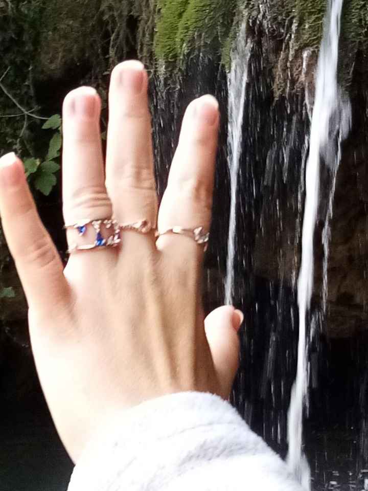 Ta bague de fiançailles sur le Pinterest de Mariages.net ça t'intéresse ? ❤️ - 1