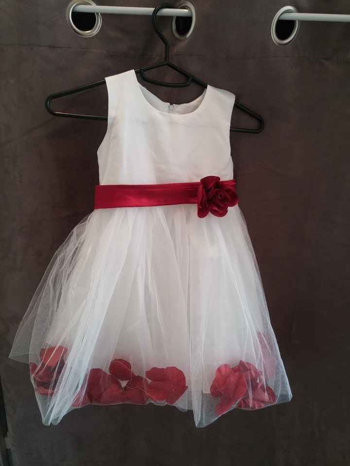 Robe aliexpress blanche et rouge