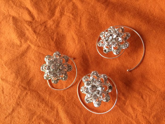 Bijoux de tête prêtés par ma super témoin 🤩😍 - 3